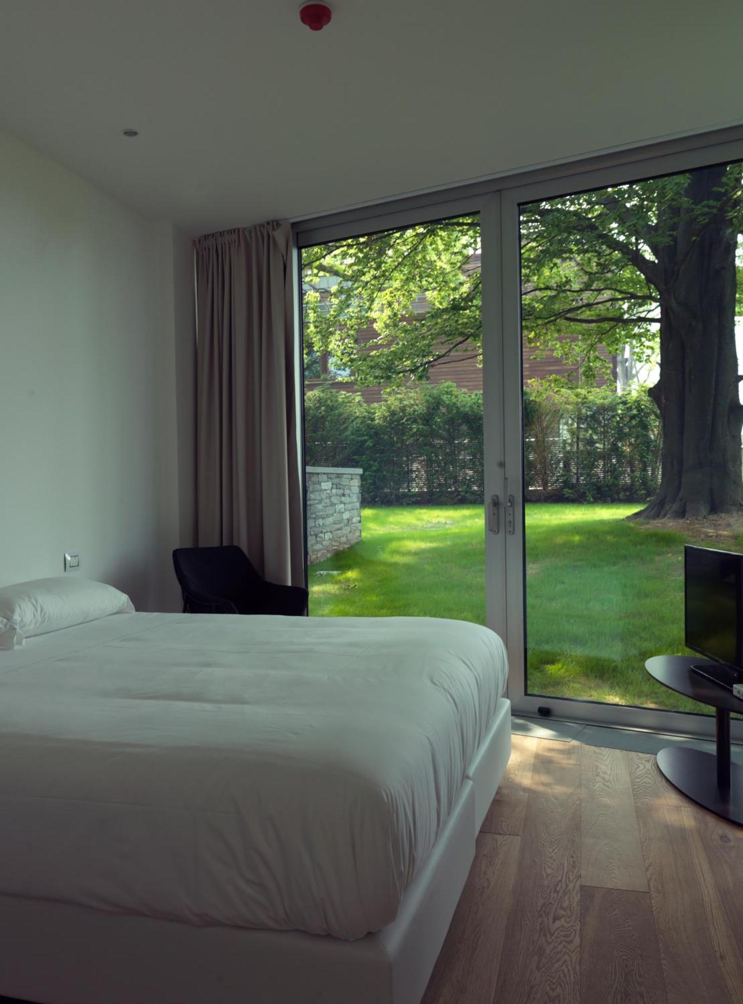 Casa Sull'Albero Hotel Malgrate Bagian luar foto
